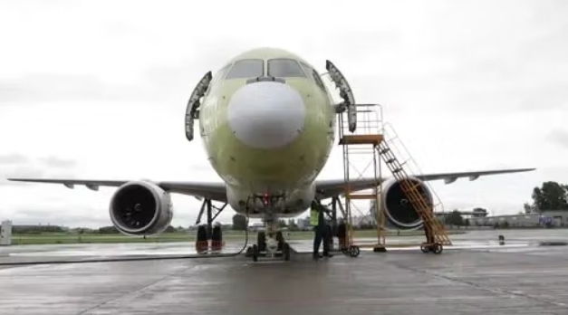 Лайнер МС-21 прошёл на Иркутском авиазаводе последнюю проверку двигателей, шасси и тормоза