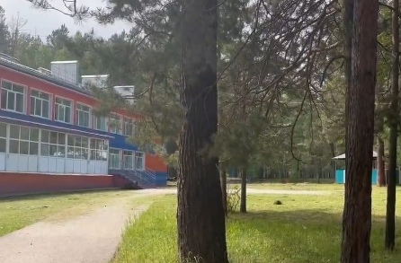 Один корпус в детском лагере «Сокол» под Ачинском закрыли на карантин из-за пневмонии