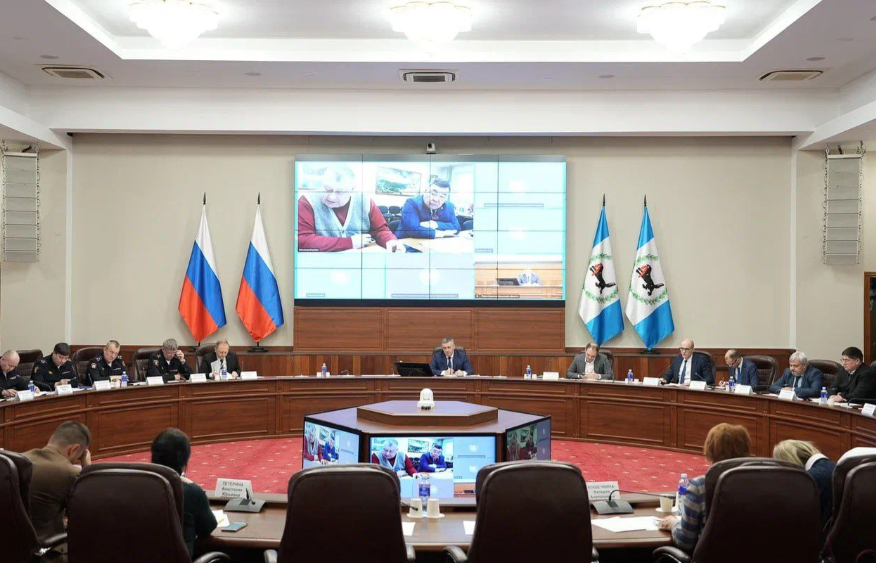 Власти Иркутской области рассматривают новый маршрут ледовой переправы на остров Ольхон на Байкале