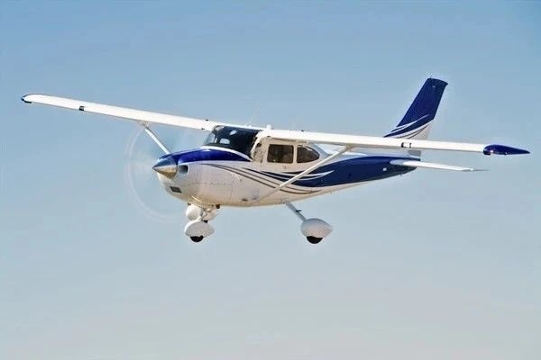 Летчики пропавшего в Бодайбинском районе Иркутской области самолета Cessna 182 вышли на связь