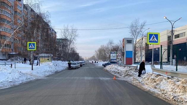 Автомобилист сбил 27-летнего мужчину и сбежал с места ДТП в Новосибирске