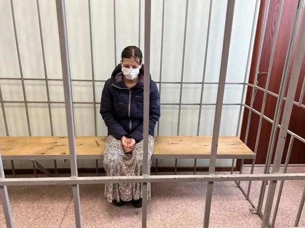 Зарубившую топором троих детей мать из Канска отправили на экспертизу в Москву