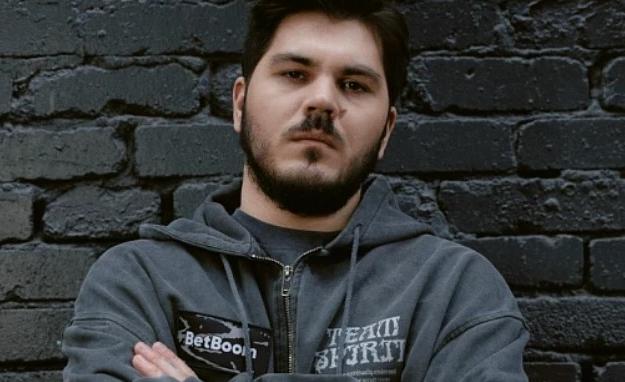 Киберспортсмен из Ачинска Алексей Космынин стал чемпионом мира по Dota 2 в составе команды Team Spirit