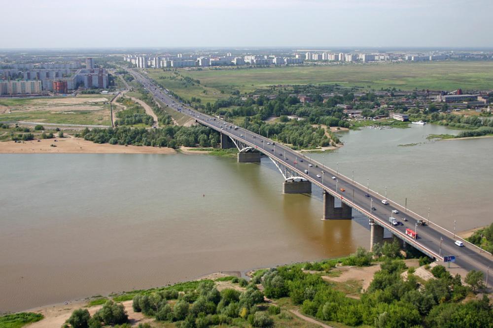 3 миллиарда вложит Омская область на ремонт моста через Иртыш
