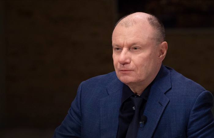 Потанин переносит производство в Китай