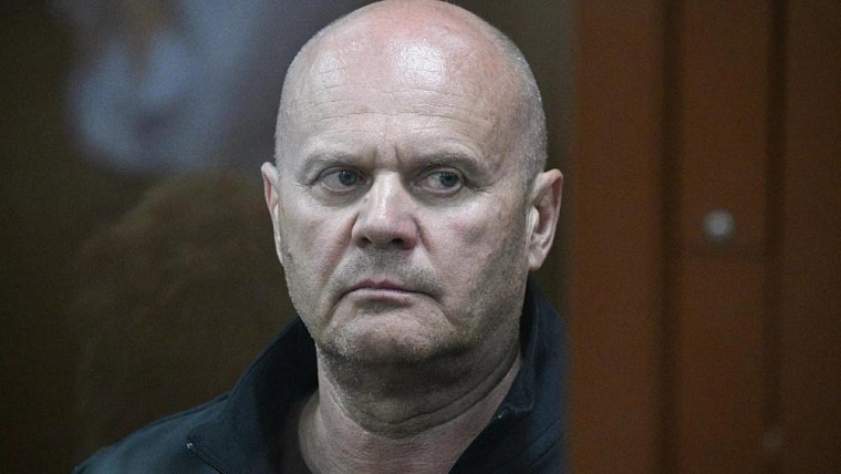В Красноярске началось заседание по делу экс-мэра Логинова о взятках на 180 млн рублей