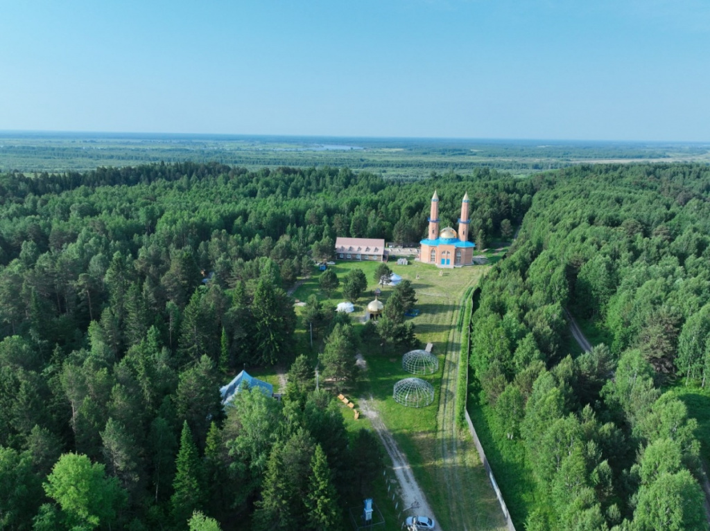 Исчезновение сибирской столицы с тремя именами Мемориальный комплекс в тайге