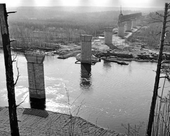 Строительство моста на БАМе РЖД.jpg Строительство моста на БАМе РЖД.jpg