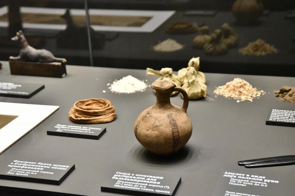 Древнеегипетскиое искусство Фото правительство Новосибирской области 4.jpg