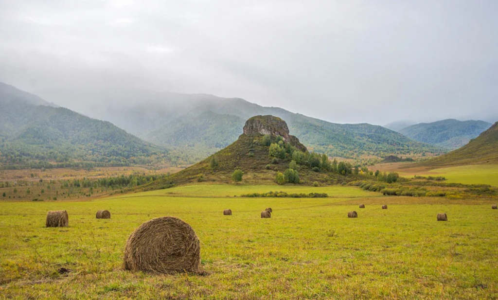 Гора Шляпная