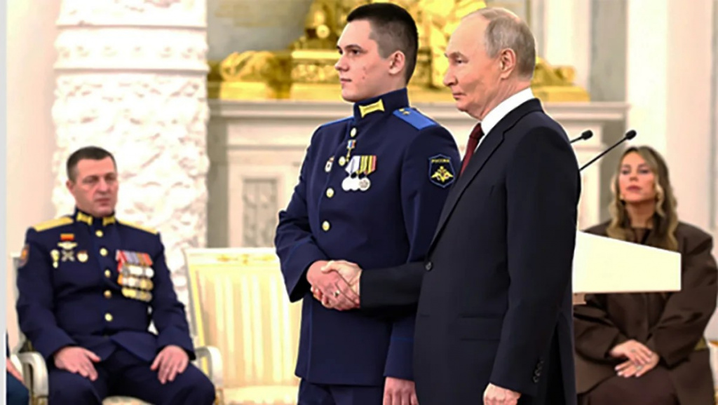 Исчезновение Алексея Асылханова Алексей Асылханов и Владимир Путин