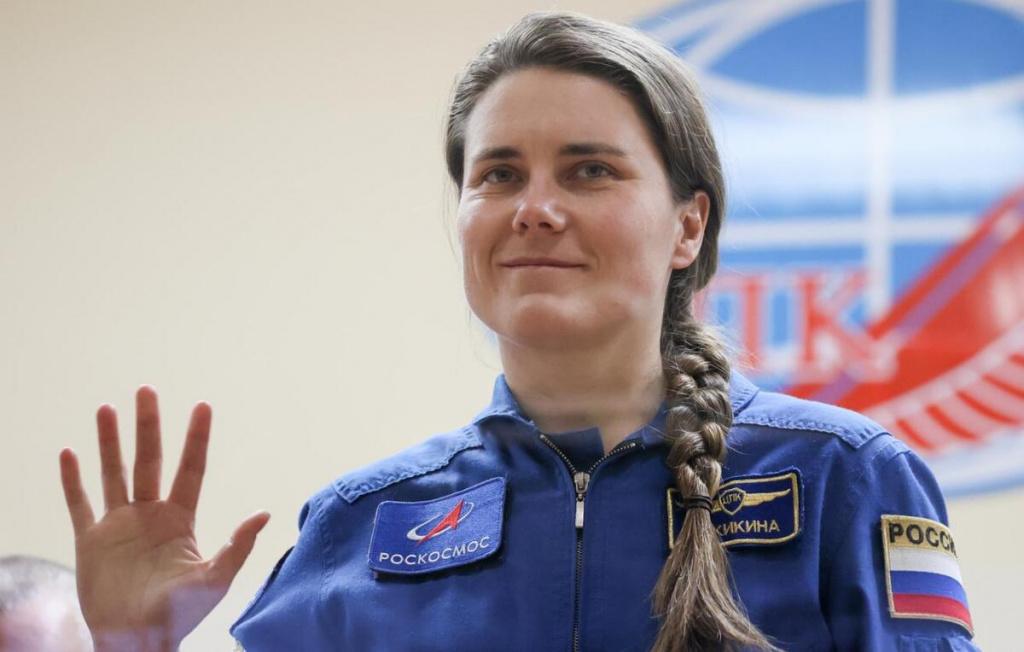 Анна Кикина