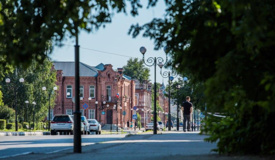 Ценителям старинной архитектуры понравится вечерняя экскурсия по Бийску Фото туристический портал Алтайского края.jpg Ценителям старинной архитектуры понравится вечерняя экскурсия по Бийску Фото туристический портал Алтайского края.jpg