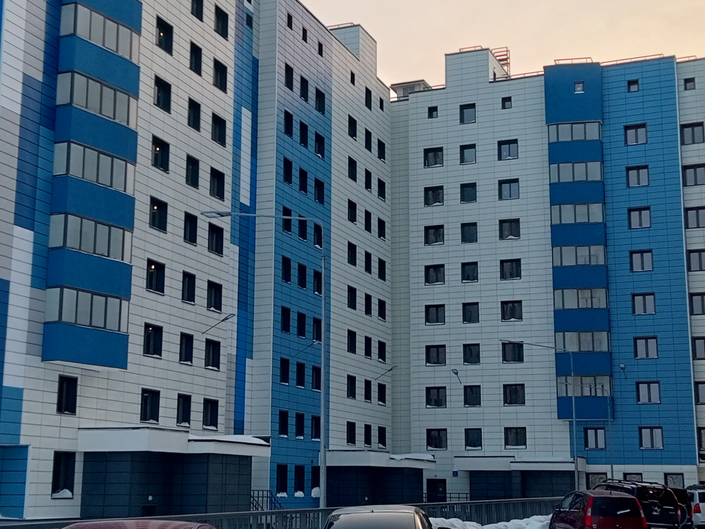 В Норильске ремонтируют недавно построенные дома Новостройки-высотки