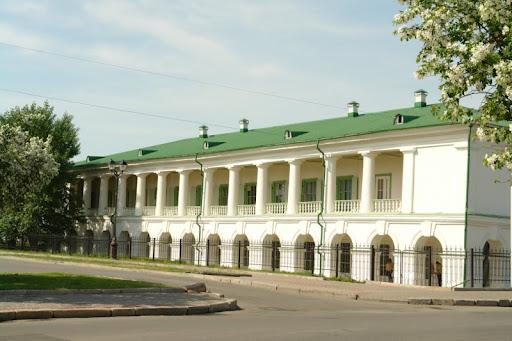 Томский_Западно_Сибирский_филиал_Российского_государственного_университета.jpg