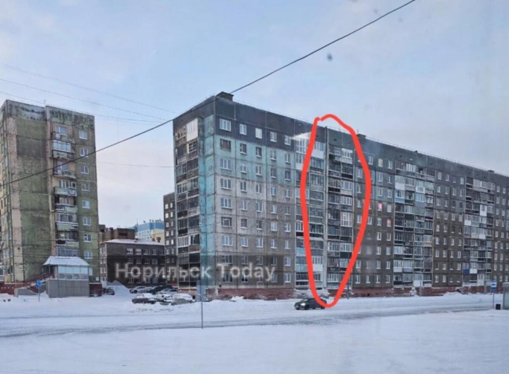 Снос аварийных домов и подъездов в Норильске Норильск зимой