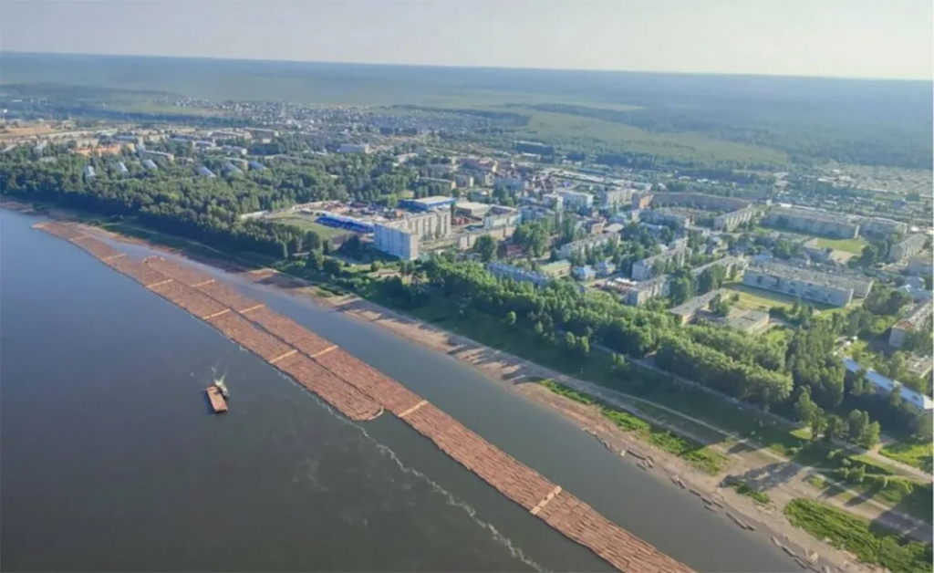 Город на берегу реки