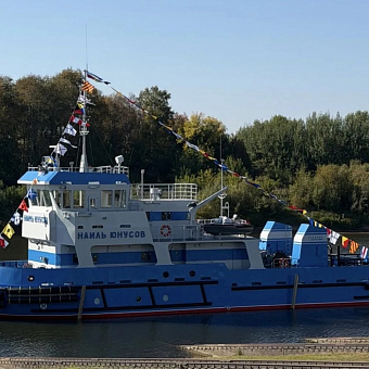 В Томской области спустили на воду новый буксир «Наиль Юнусов»