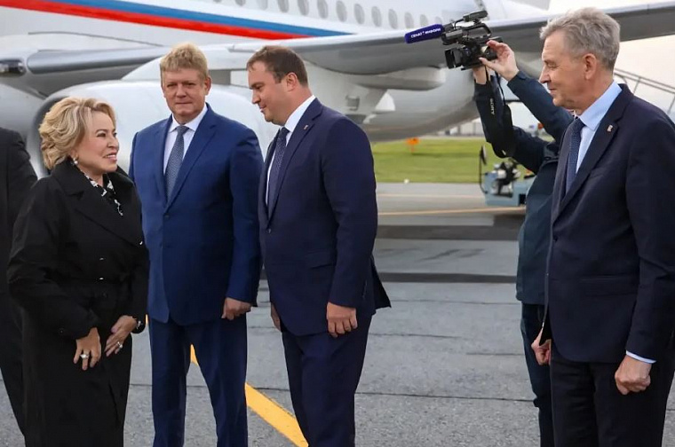 Председатель Совета Федерации Валентина Матвиенко прибыла в Омск с рабочей поездкой