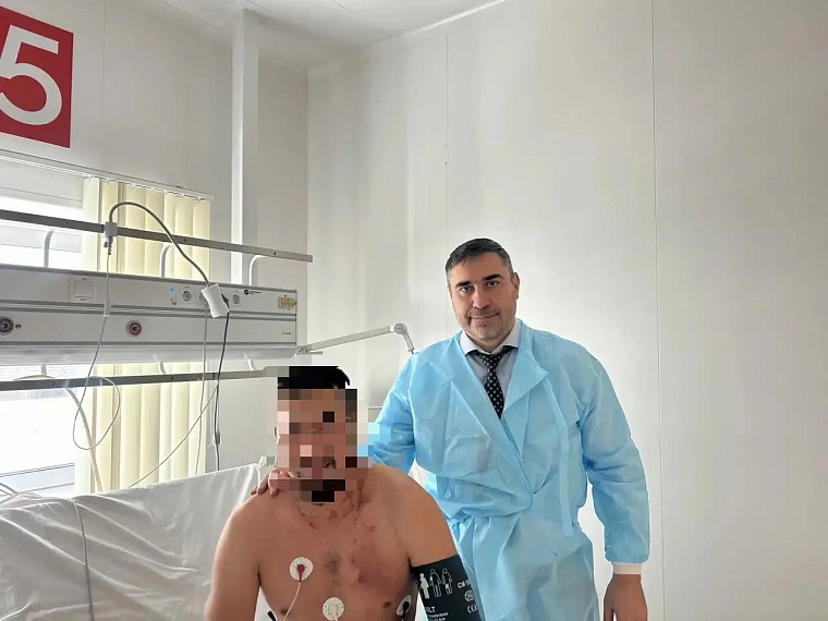 В Республике Алтай морпех спасался от медведя, попал под удар молнии и выжил