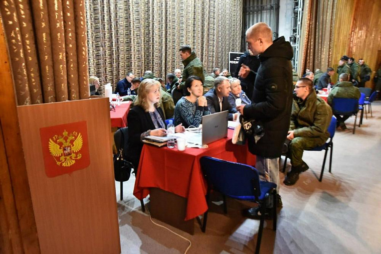 Последние воинские формирования после слаживания отправились из НСО на фронт
