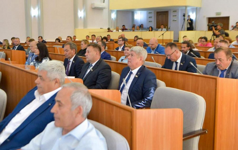 Парламент Хакасии проголосовал за одноуровневое местное самоуправление и отмену прямых выборов глав