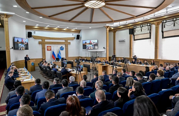 Глава Тувы Владислав Ховалыг подвёл итоги пятилетней работы на должности губернатора