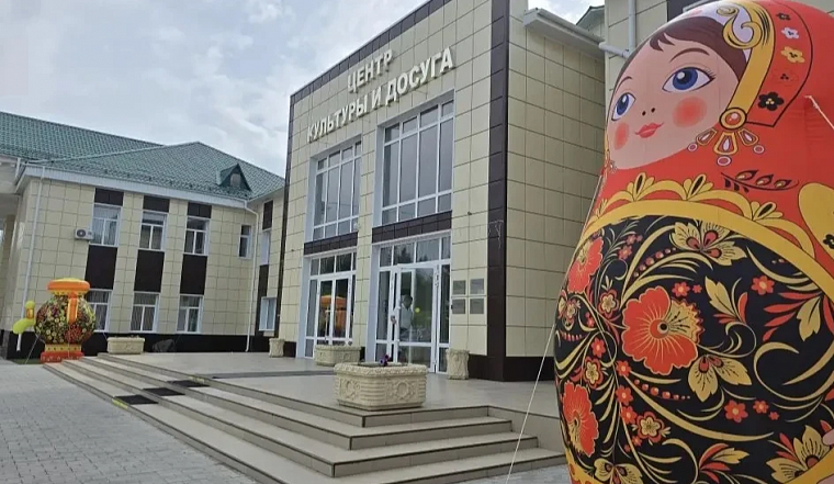 В Нововаршавке Омской области открылся первый детский культурно-просветительский центр