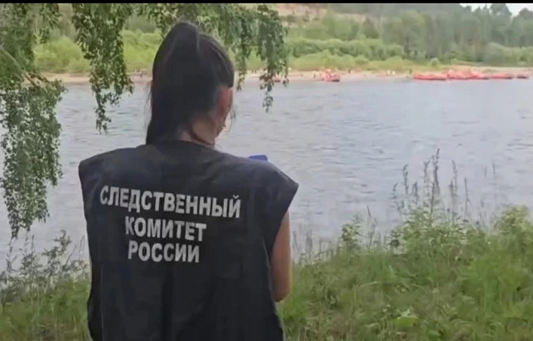 После пропажи двух мужчин и ребенка во время сплава по реке Иркут задержан организатор тура