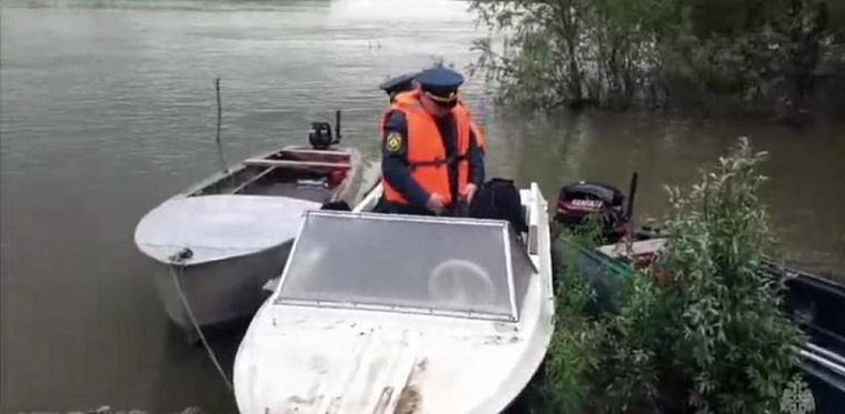 Родное село Василия Шукшина и еще семь населенных пунктов в Алтайском крае оказались под угрозой подтопления