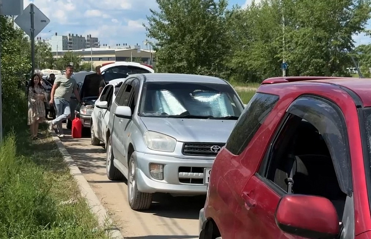 В Забайкалье введут электронную очередь на заправках из-за топливного кризиса