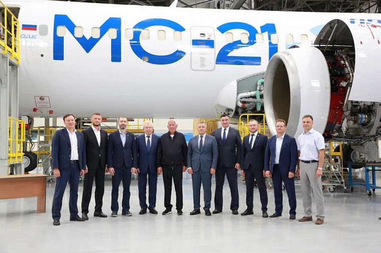 Гражданский лайнер МС-21 Иркутского авиазавода станет основным среднемагистральным самолетом в России 
