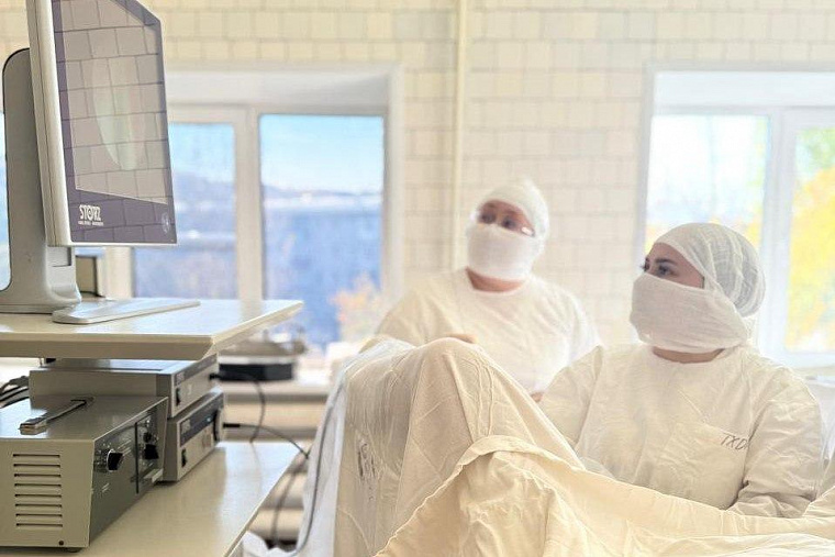 Новокузнецкие урологи научились удалять камни из мочевыводящих путей с помощью лазера за 15 минут
