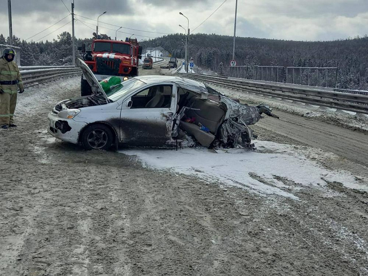 11-летняя девочка погибла в ДТП на трассе в Иркутской области