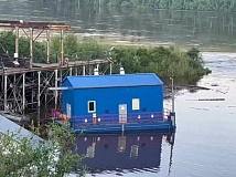 За два месяца до отопительного сезона в Бодайбо Иркутской области разгорелся конфликт из-за новой плавучей насосной станции