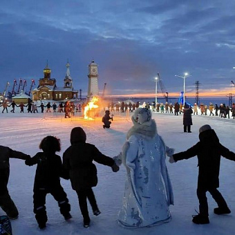 На Таймыре отметили окончание полярной ночи гигантским хороводом