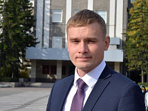  Губернатор Хакасии Валентин Коновалов вошёл в федеральную тройку списка КПРФ на выборах в Государственную Думу 