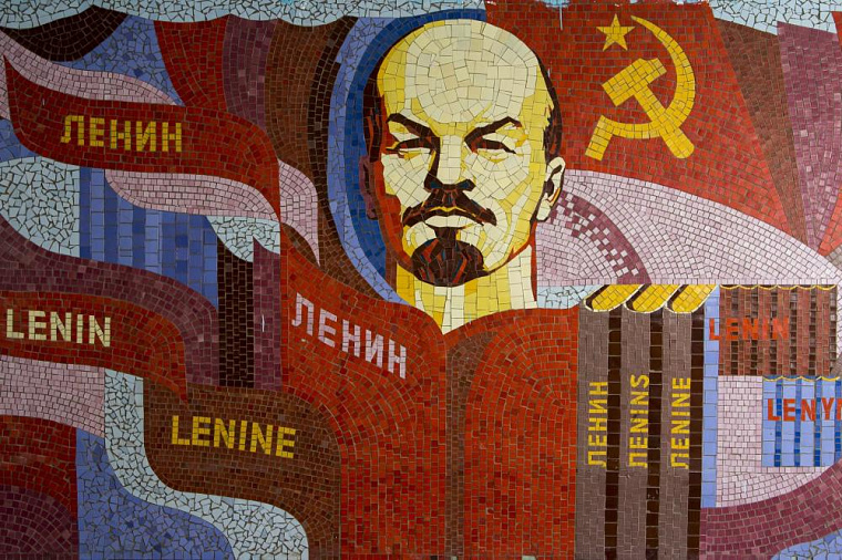 Сделано в СССР: жизнь сибиряков до и после распада