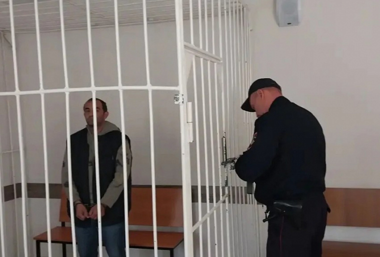 Виновника ДТП под Новосибирском, в котором пострадали 12 человек, отправили под стражу