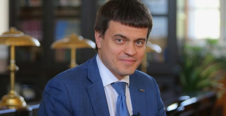Михаил Котюков занял 3 место в рейтинге эффективности губернаторов