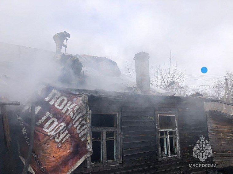 Трое человек погибли в пожаре в Новосибирске
