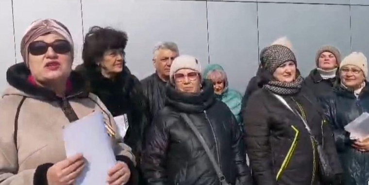 «Не стоит относиться к людям, как к отработанному шлаку»: Норильские пенсионеры записали видеообращение к Владимиру Потанину 