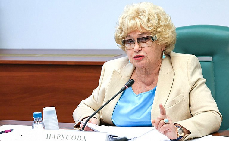 Глава Тывы Владислав Ховалыг представил в избирком список кандидатов в Совет Федерации