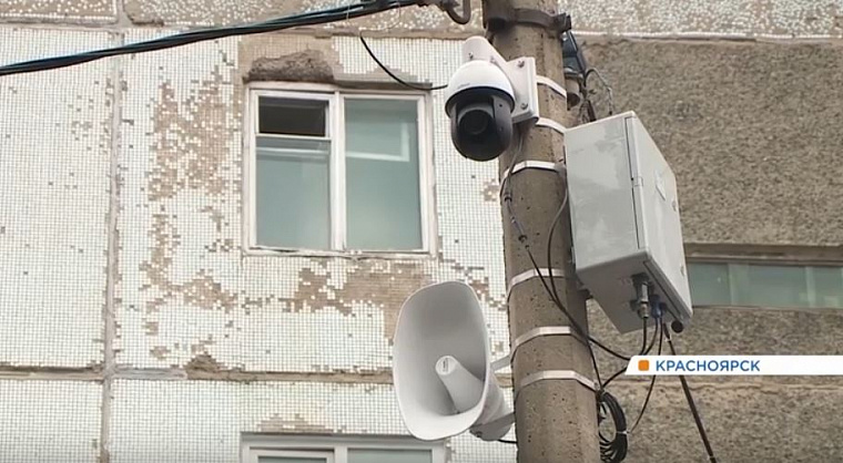В Красноярске появилась «умная» камера, которая сама ловит нарушителей у мусорных баков