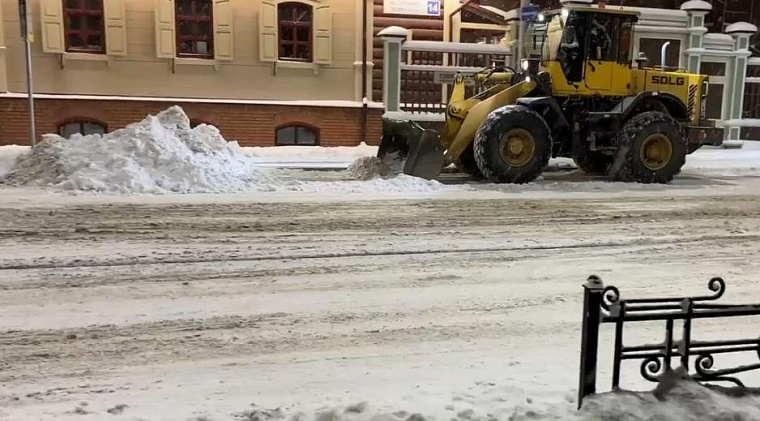 В Иркутске ввели режим повышенной готовности из-за снегопада
