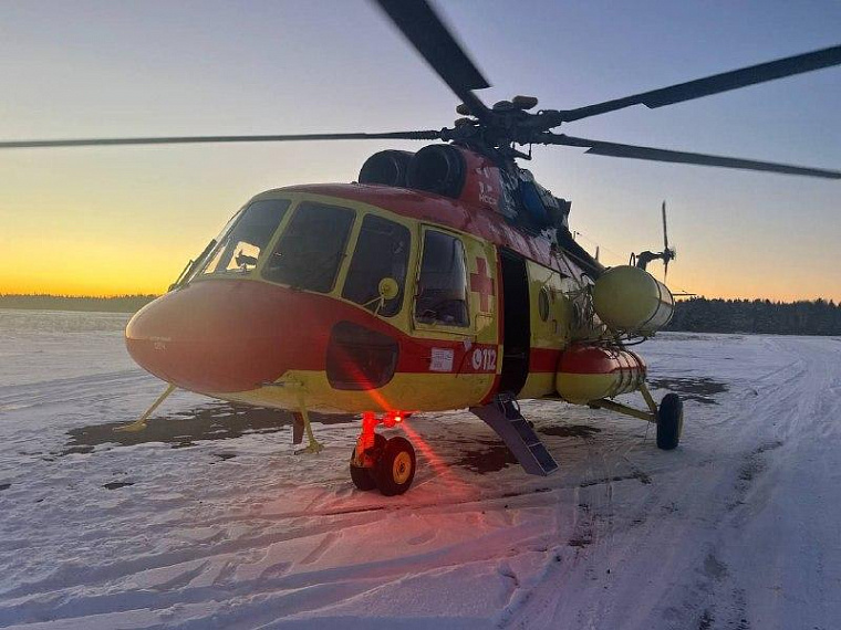 Борт-хирурги санитарной авиации Омской области провели 24 операции в воздухе в 2025 году