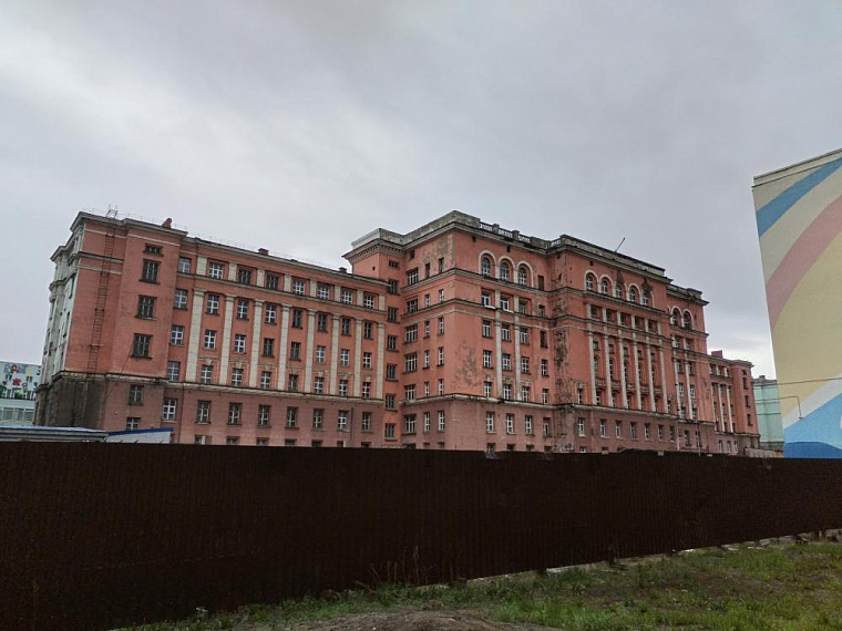 В Норильске сорваны сроки ремонта главного корпуса ЗГУ - единственного ВУЗа красноярского заполярья 