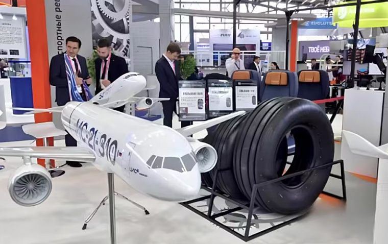 Алтайские шины для российских самолетов МС-21 и SJ-100 прошли испытания в Китае