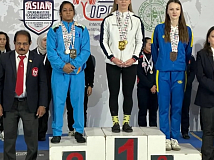 Спортсменка из Хакасии Даниела Колесник побила мировой рекорд на чемпионате Азии по пауэрлифтингу