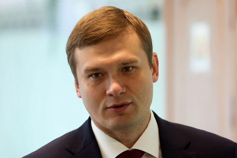 «Ведомости»: губернатор Хакасии Валентин Коновалов может перейти в Госдуму